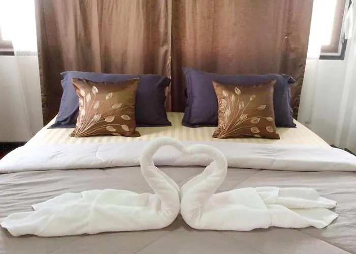 Naturbliss Village 3* Бангкок